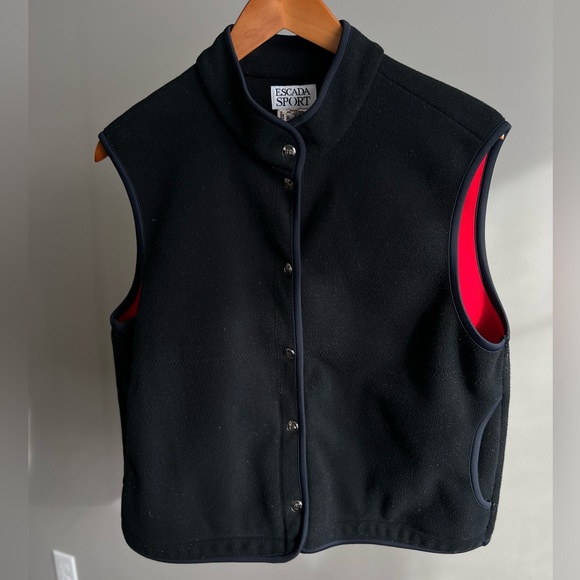 Escada Sport Fleece vest size L or EU42 - Picture 2 of 12